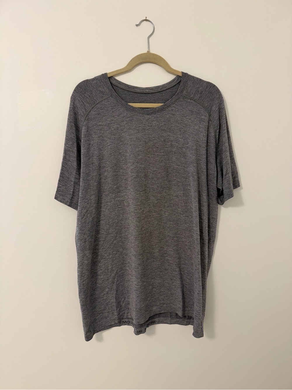 Men's Lululemon Heather Grey Short Sleeve Performance Shirt - Size XL